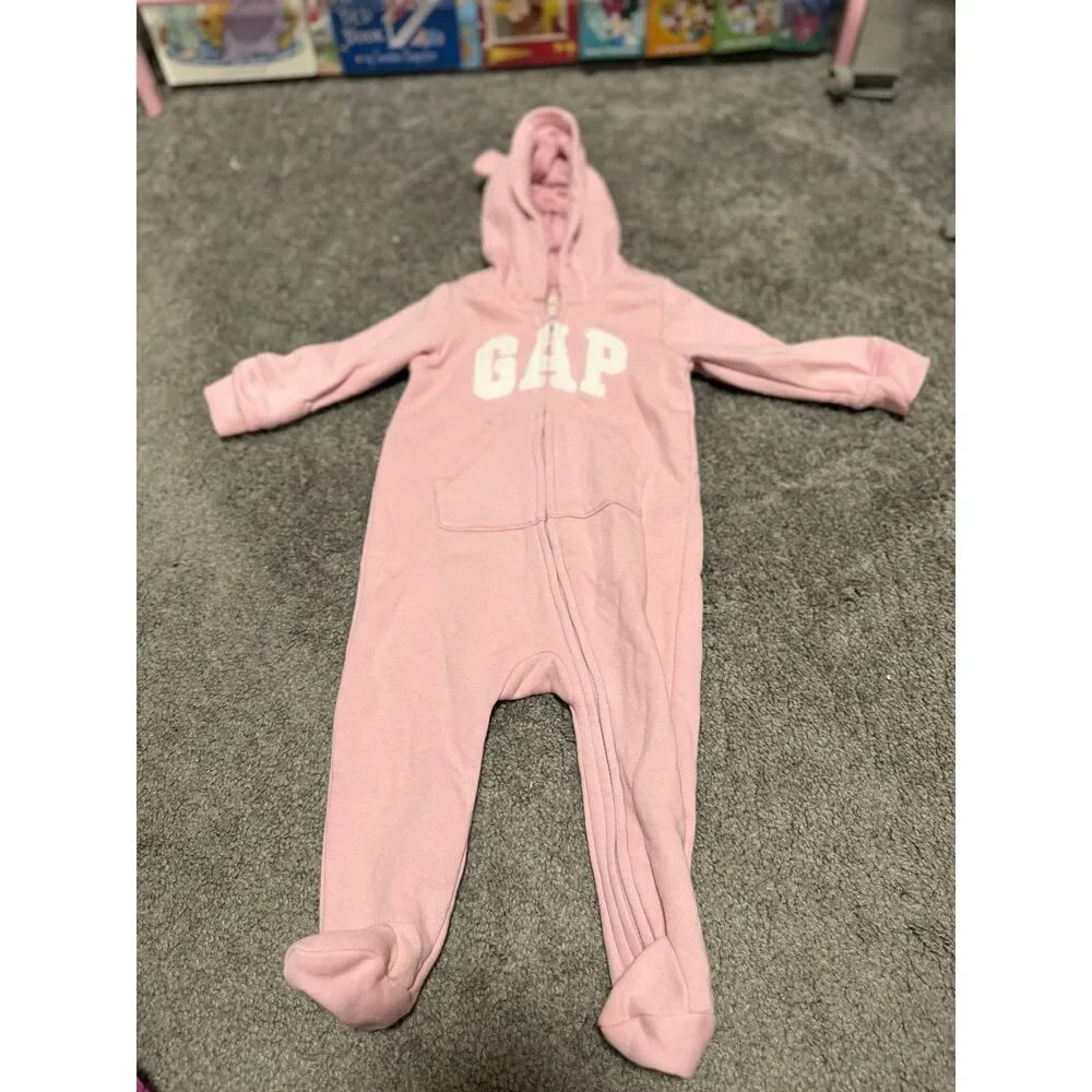 GAP Baby Bear Sweatshirt Bodysuit Pink Size 6-12 Month